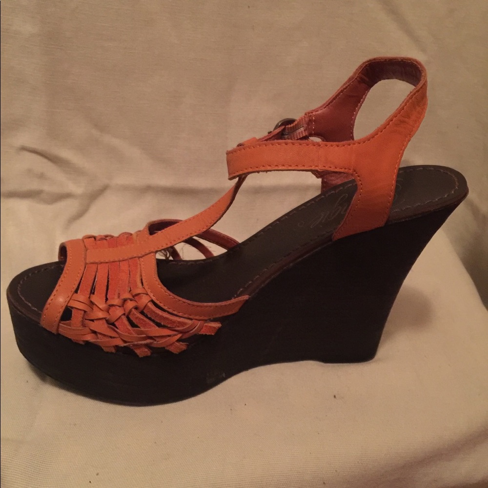 Fergie Wedges
